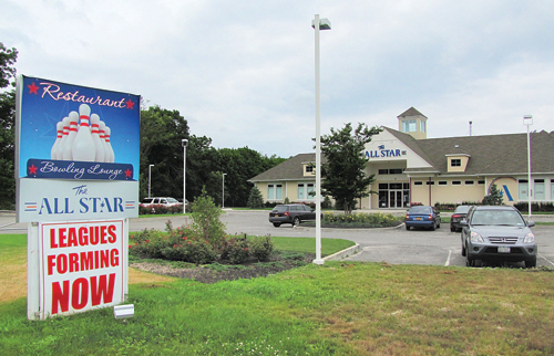 Bowling Alley in Riverhead