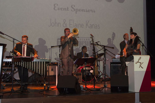 Live music for entertainment. (Credit: Katharine Schroeder)