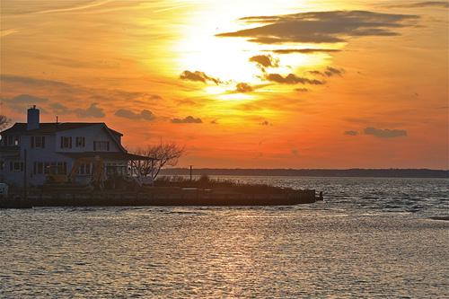 BARBARAELLEN KOCH FILE PHOTO | Kimogener Point on the Bay off New Suffolk Avenue.