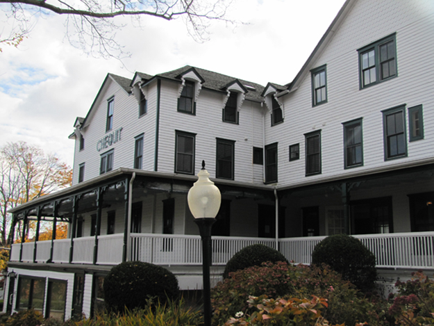 The Chequit Inn on Shelter Island. (Credit: Julie Lane)