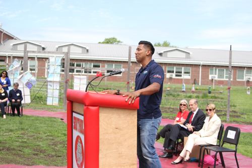 Mr. Castillo addressing the crowd of students, teachers and parents. He said he's honored to have been a part of the amphitheater's construction.