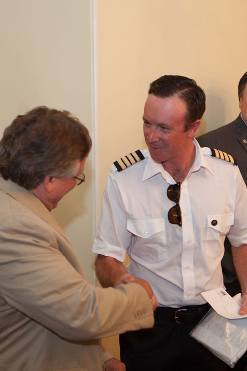 Mayor Hubbard with Sam Sikkena of the Picton Castle.