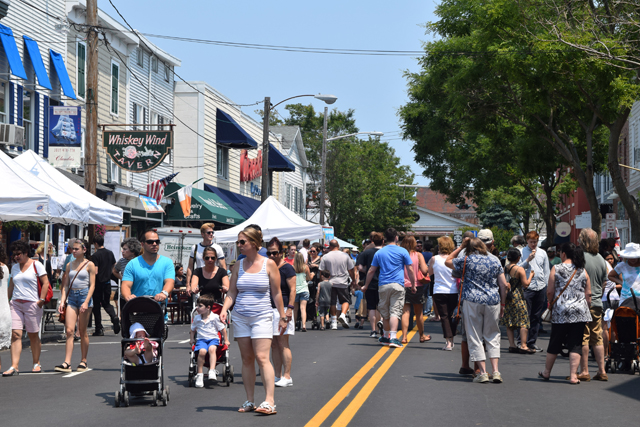 The scene on Front Street Sunday. (Credit: Vera Chinese)