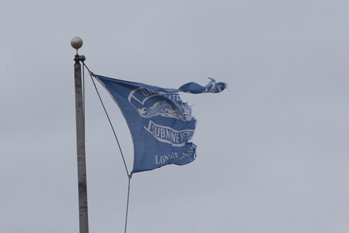 Flag at New Suffolk beach