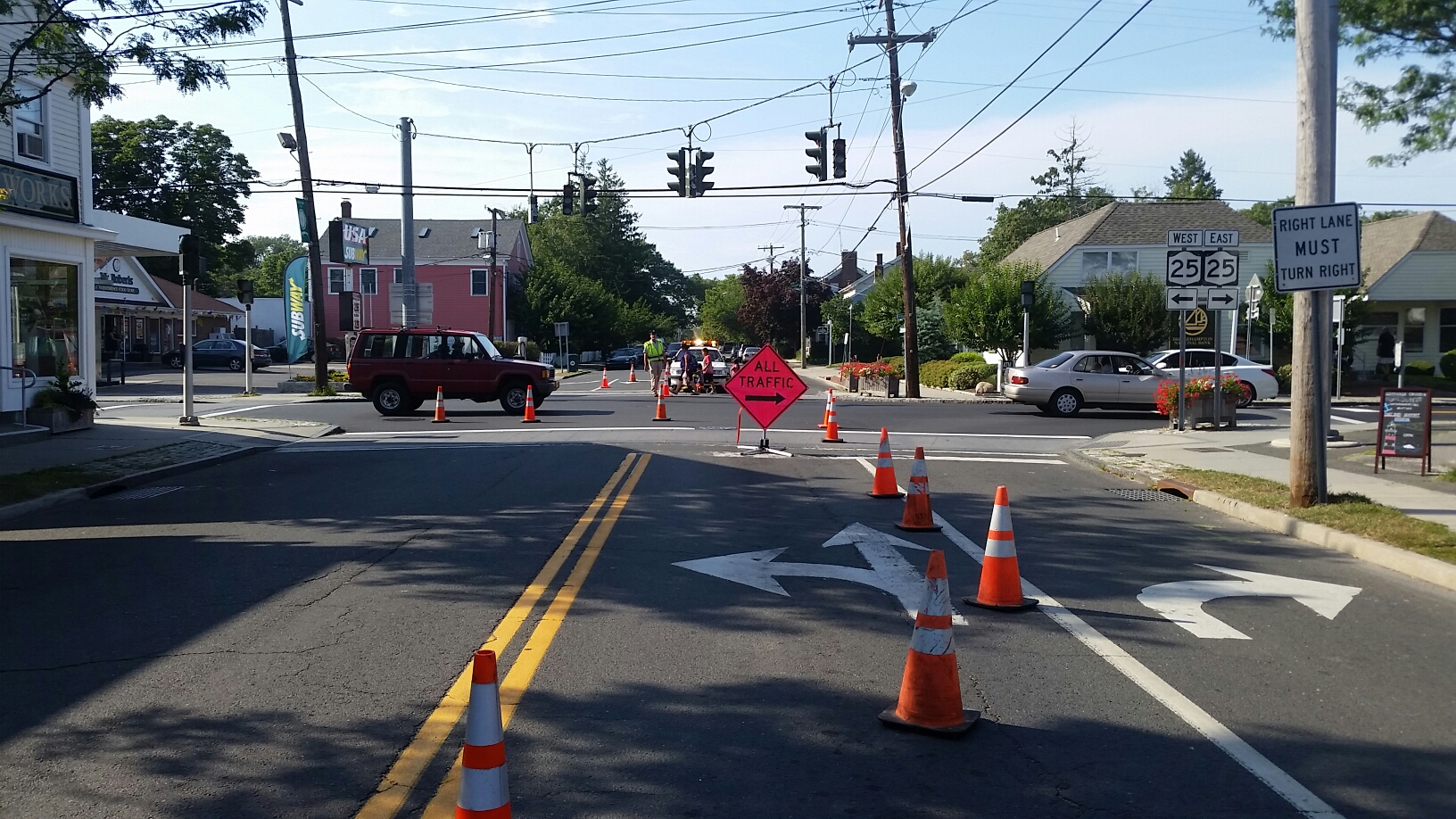 The Village of Greenport Sunday afternoon, where an outage left residents and business owners without power for about three hours. (Credit: Tina Volinski)