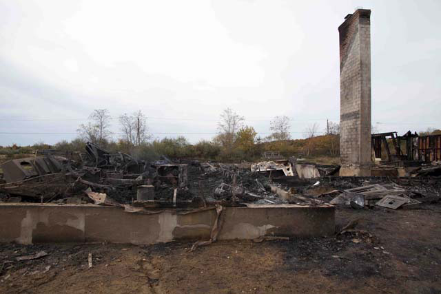 The remains of the home on Monday morning. (Credit: Chris Lisinski)