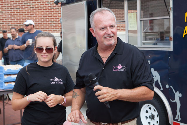 Carly and Joe Doorhy pick the door prize winners. (Credit: Katharine Schroeder)