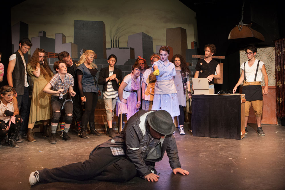 NFCT_Urinetown_ss_08