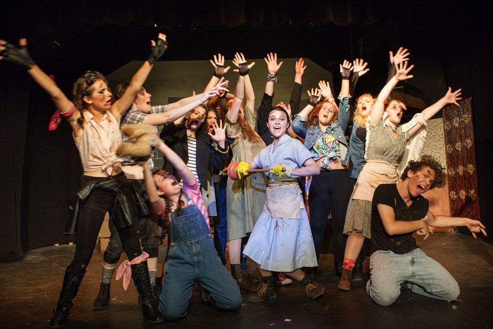 NFCT_Urinetown_ss_10