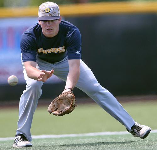 North Fork Ospreys third baseman Bobby Romano 061316
