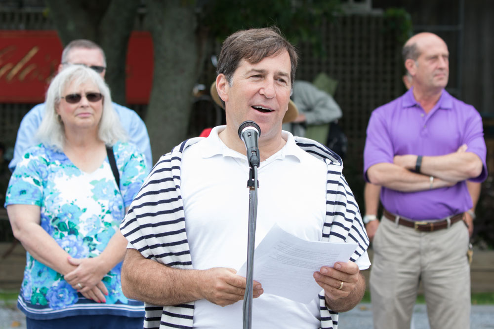 BID president Peter Clarke speaks. (Credit: Katharine Schroeder)
