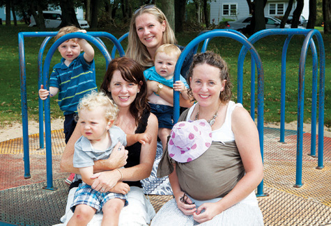 T091511_school_moms_KS_Crgb