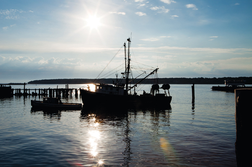 T100611_fishing_boat_KS_R1